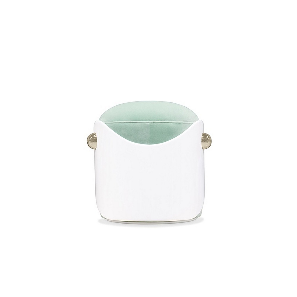 ANIMALS20STOOLS 03