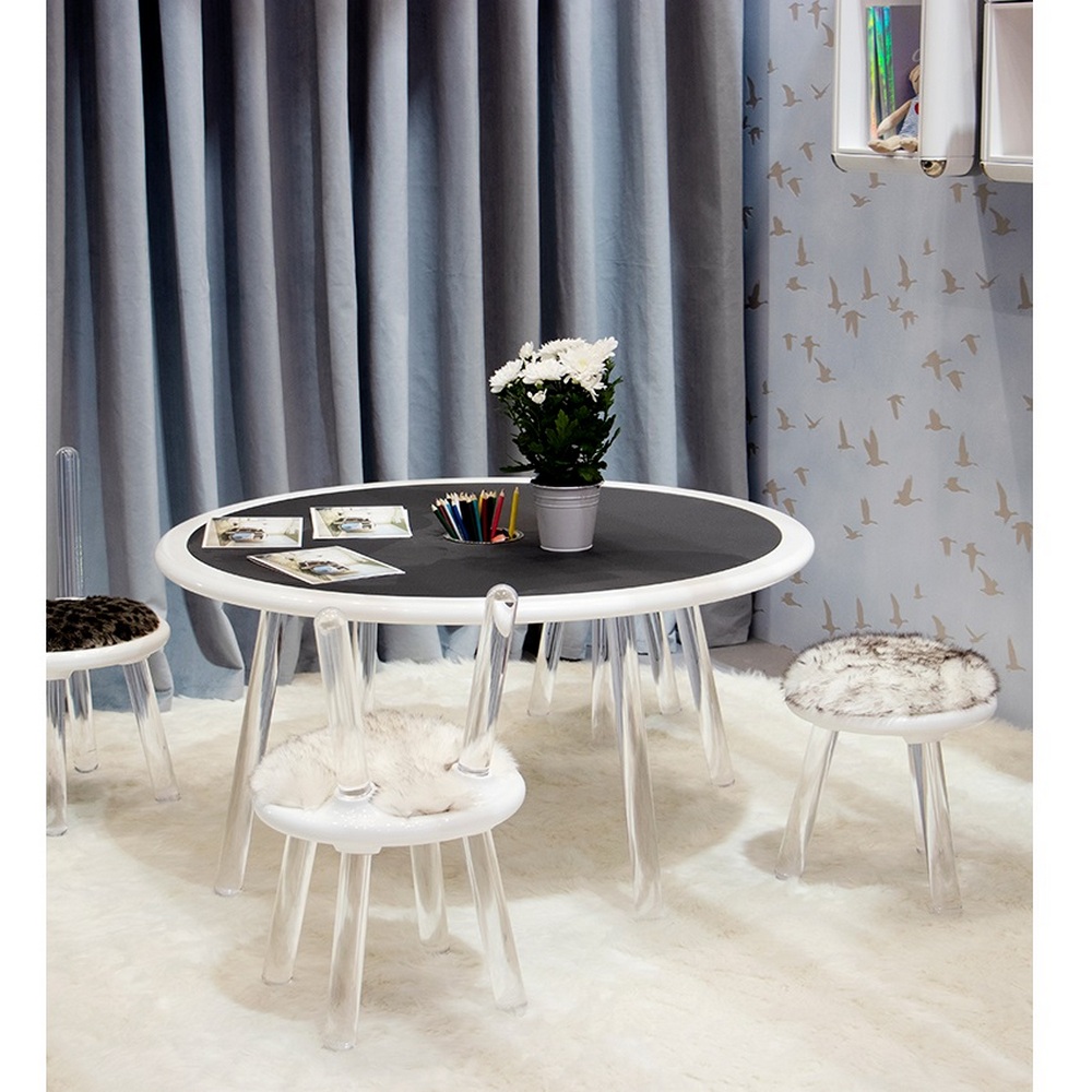 ILLUSION20STOOL 02