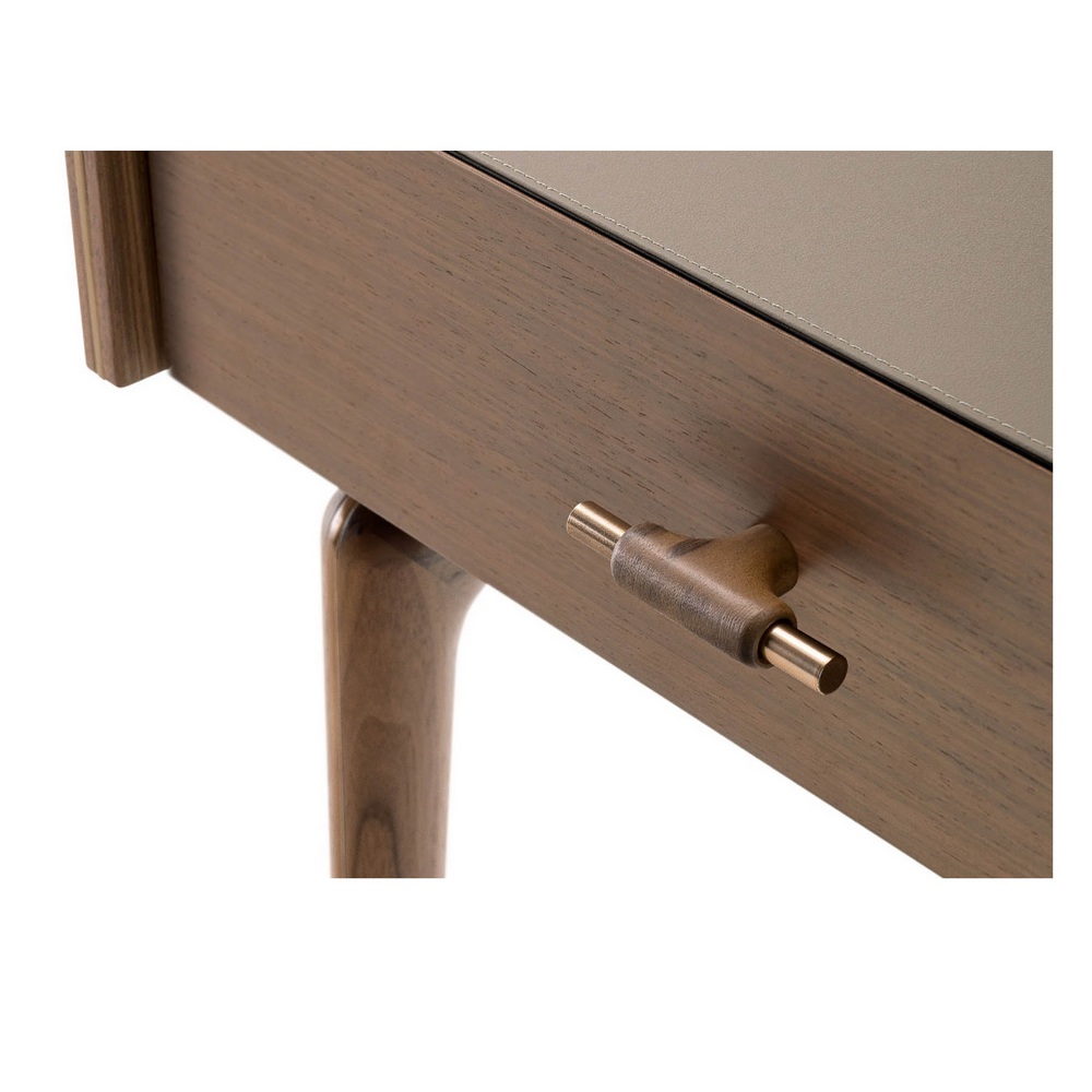 Blues bedside table 02