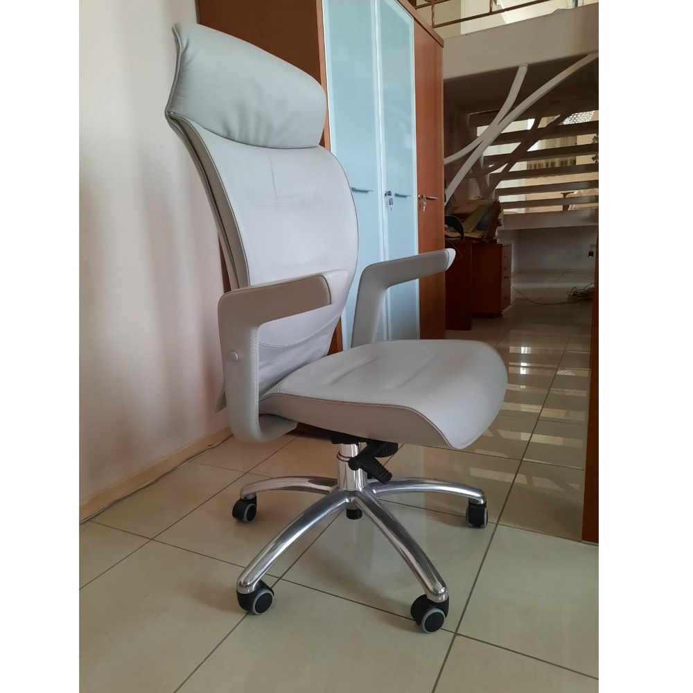 11 Brief President Poltrona Frau