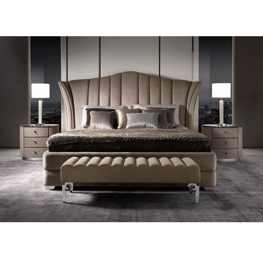 VANITY 02