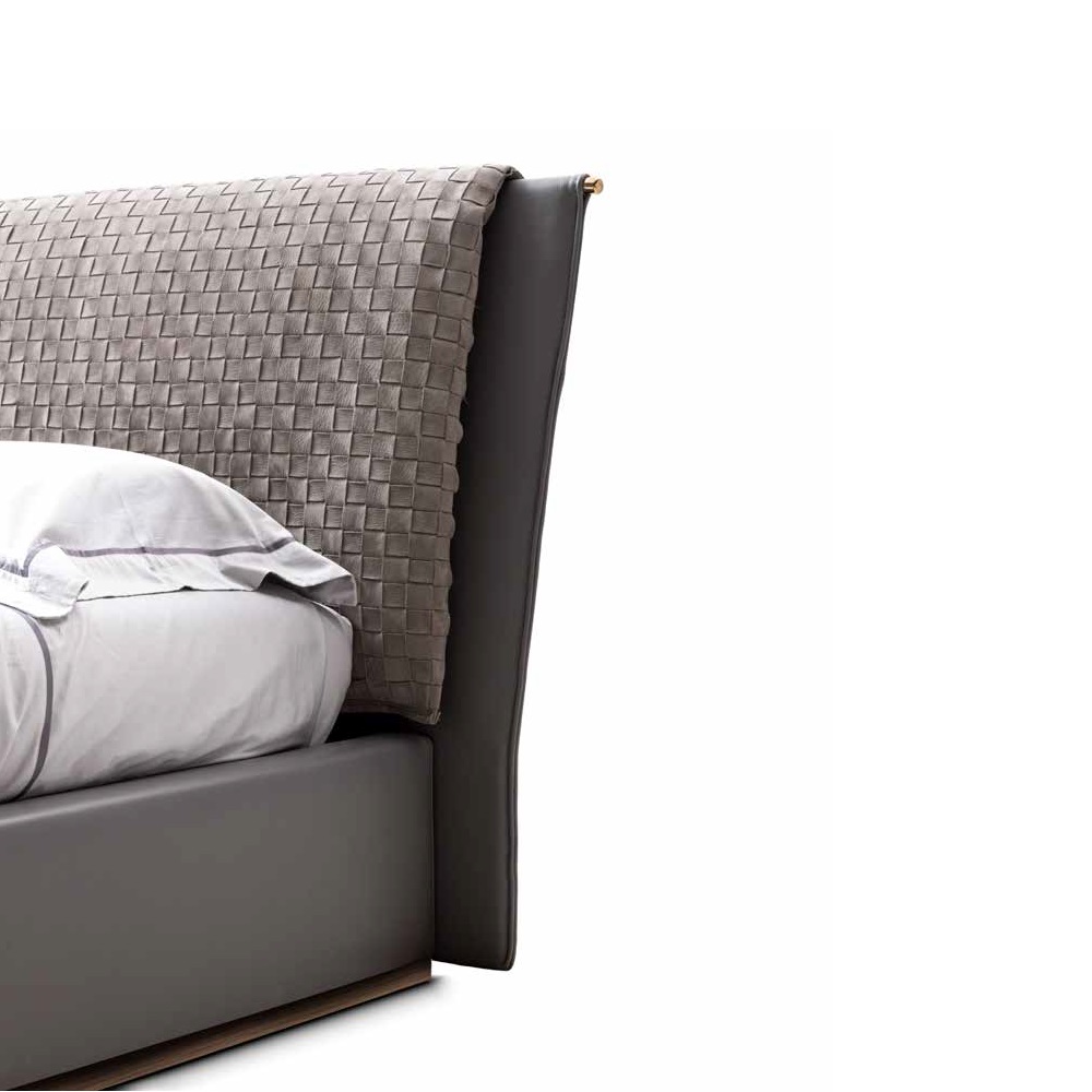 BARNABY Bed 01
