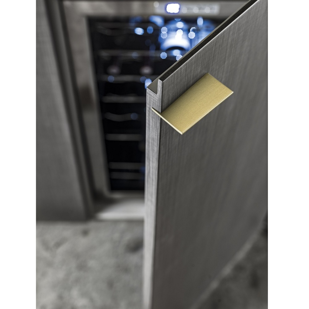 Cinqueterre cupboard 01
