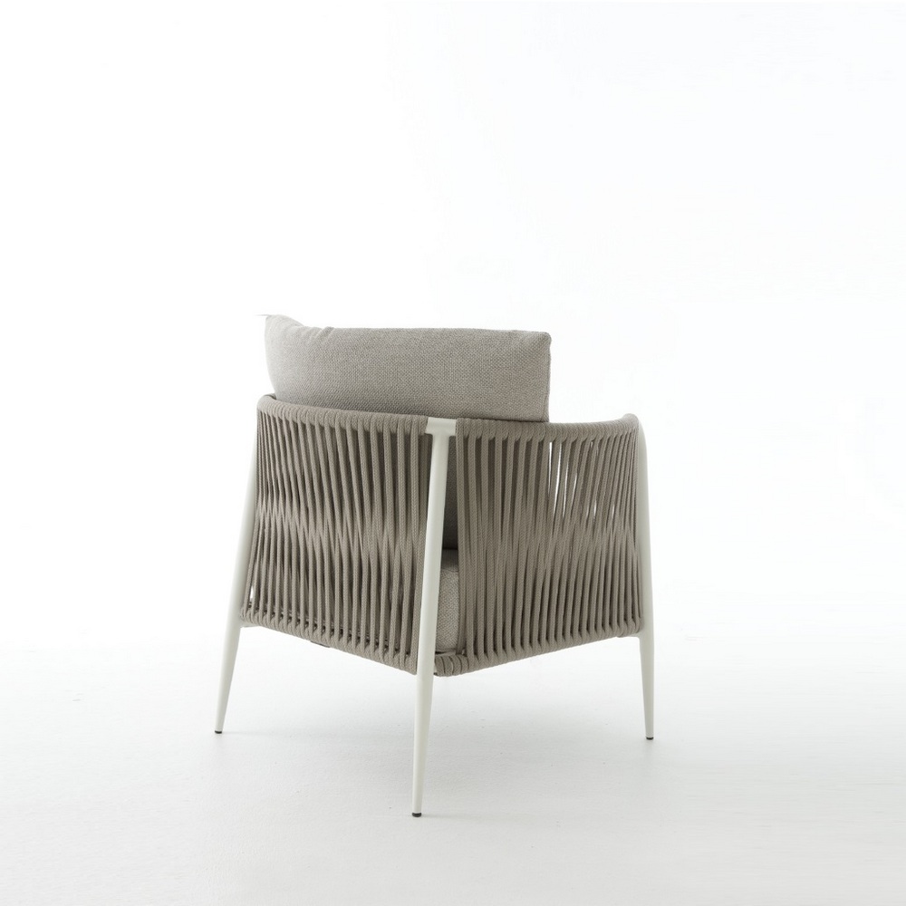 Versilia armchair 02