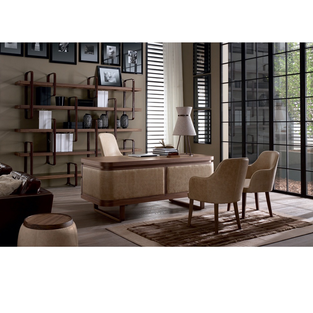 WORLD Desk 01