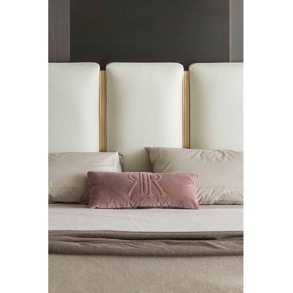 CLUB Bed 03