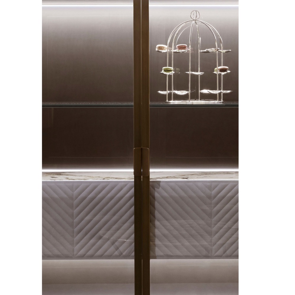 IOLE Sideboard 03