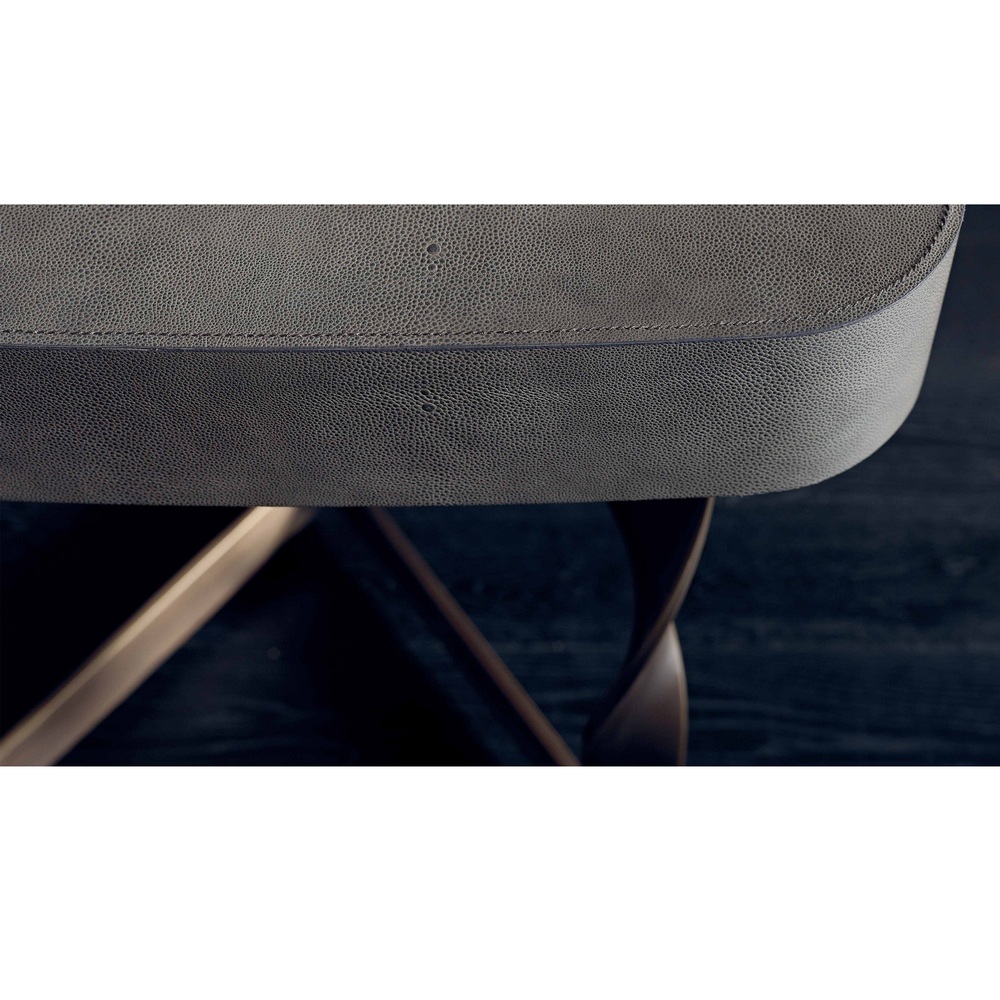 PLIET Desk 01