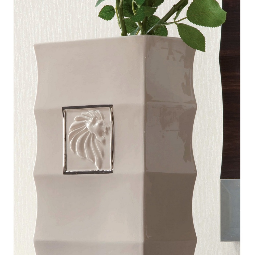 Daydream monike flowers vase 01