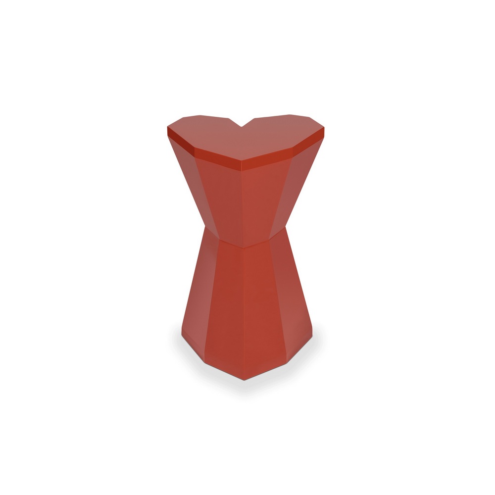 QueenHeartMediumTable 06