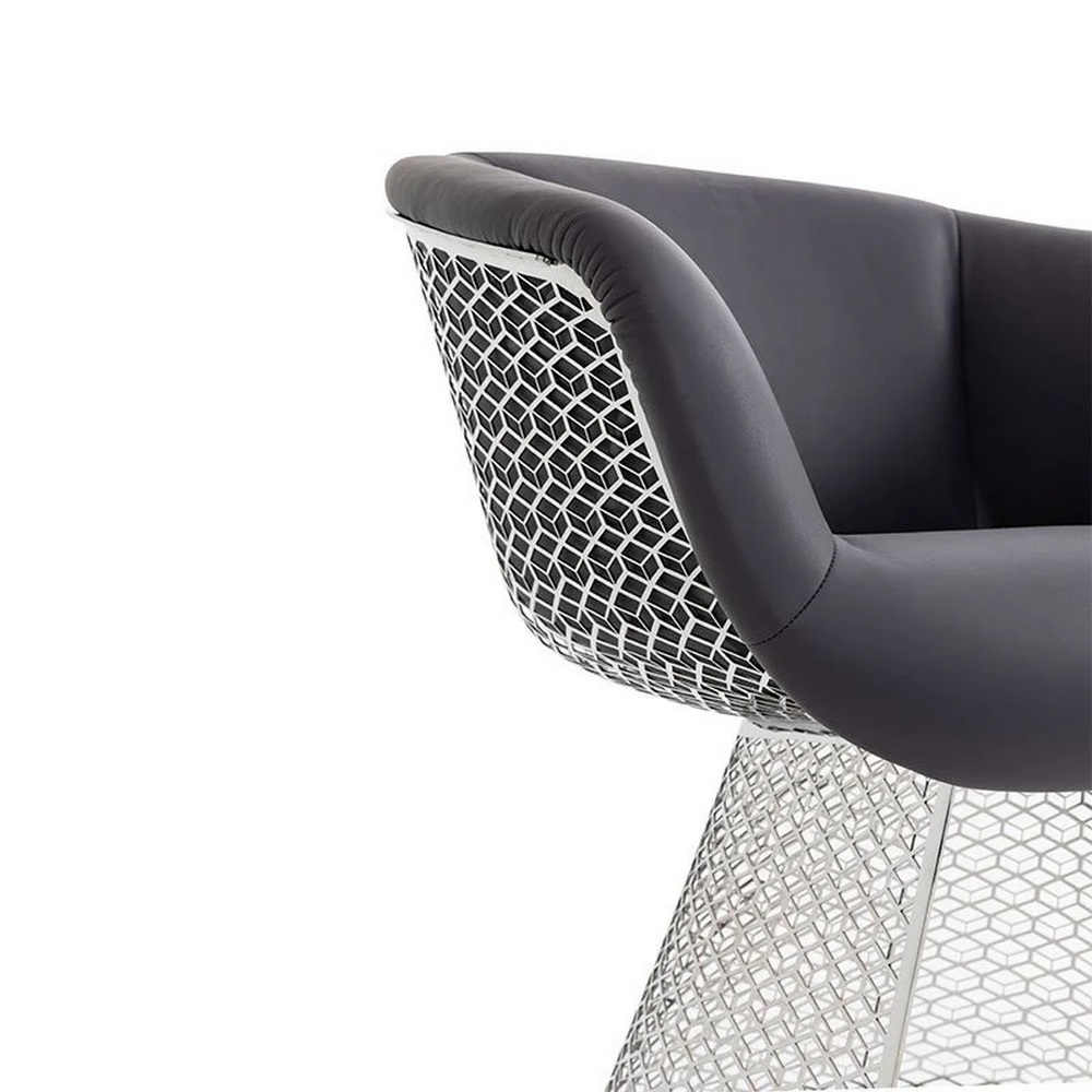 Vitesse chair 01